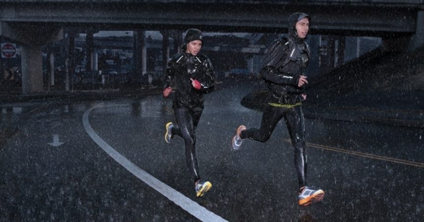Comment bien choisir ses équipements pour courir sous la pluie ?